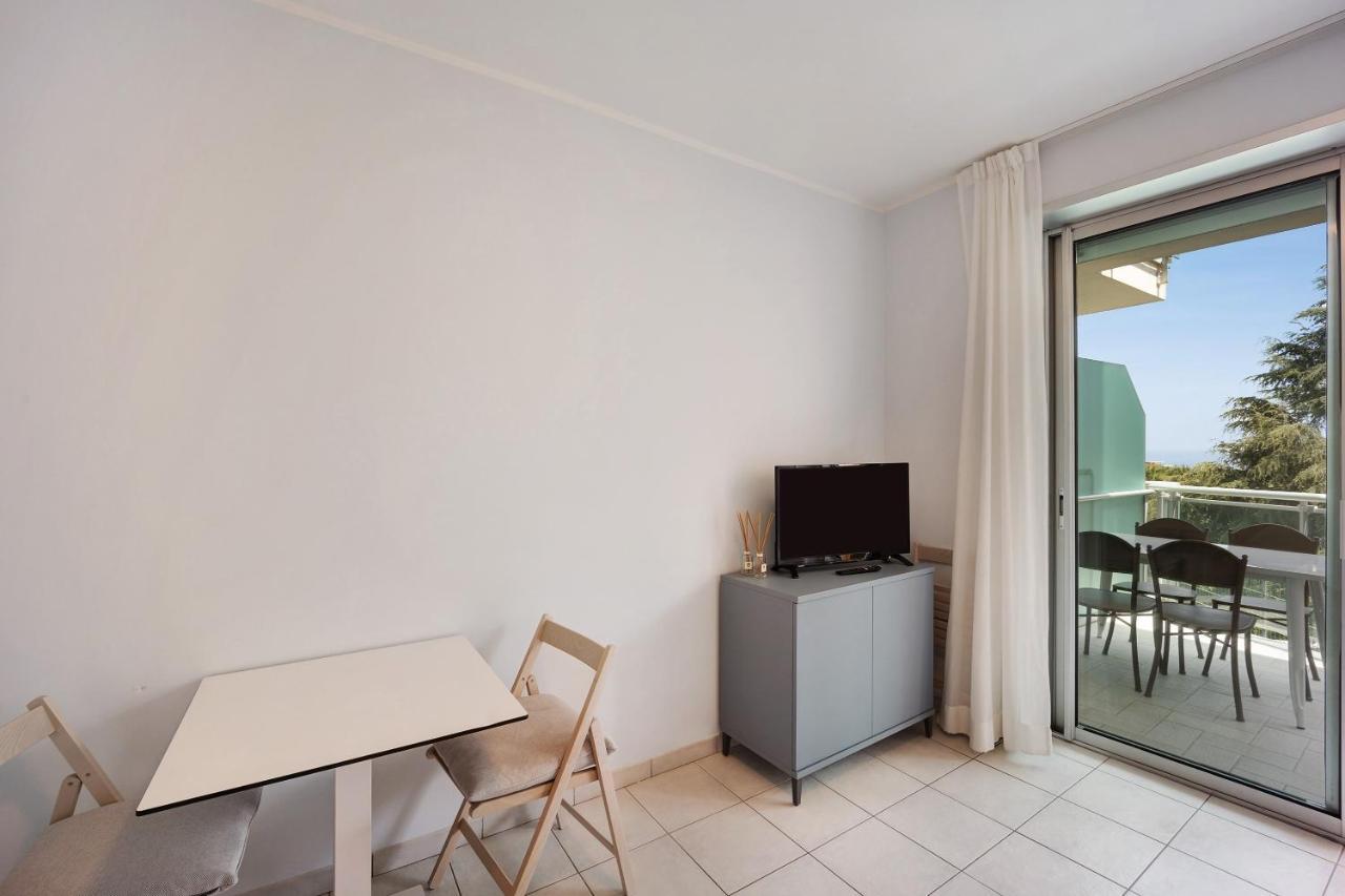 Modus Vivendi 315 Aparthotel Sanremo Exterior photo