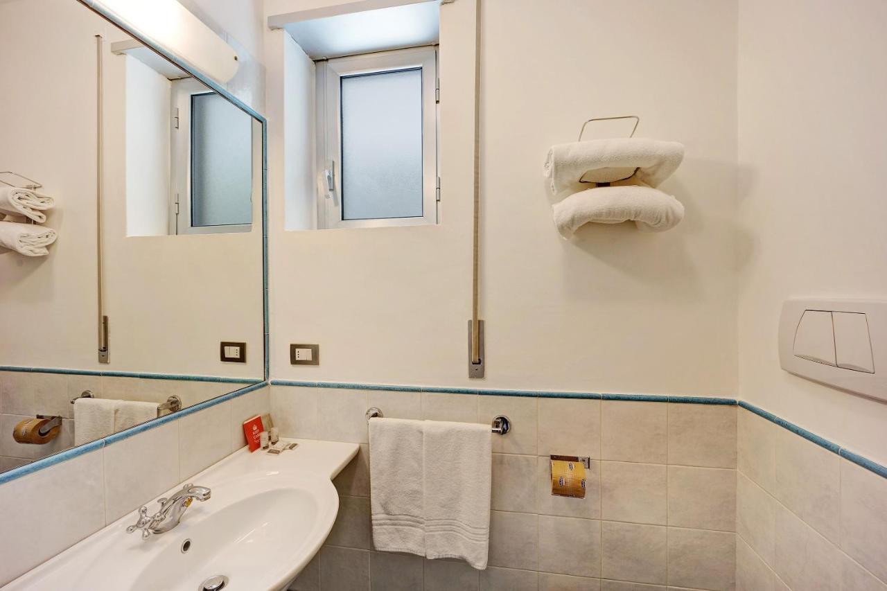 Modus Vivendi 315 Aparthotel Sanremo Exterior photo